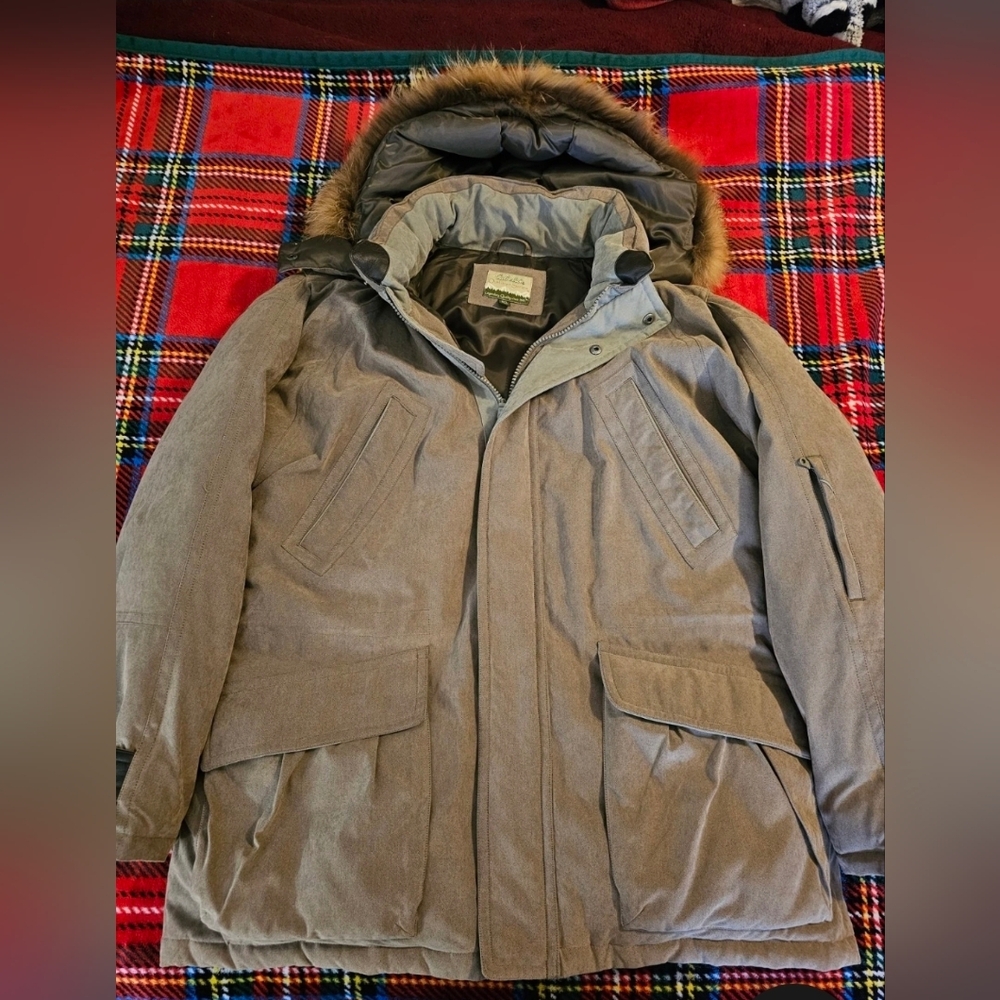 Cabelas Outfitters Series Winter Parka 2XL